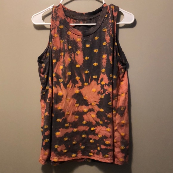Other - Pumpkin tank top